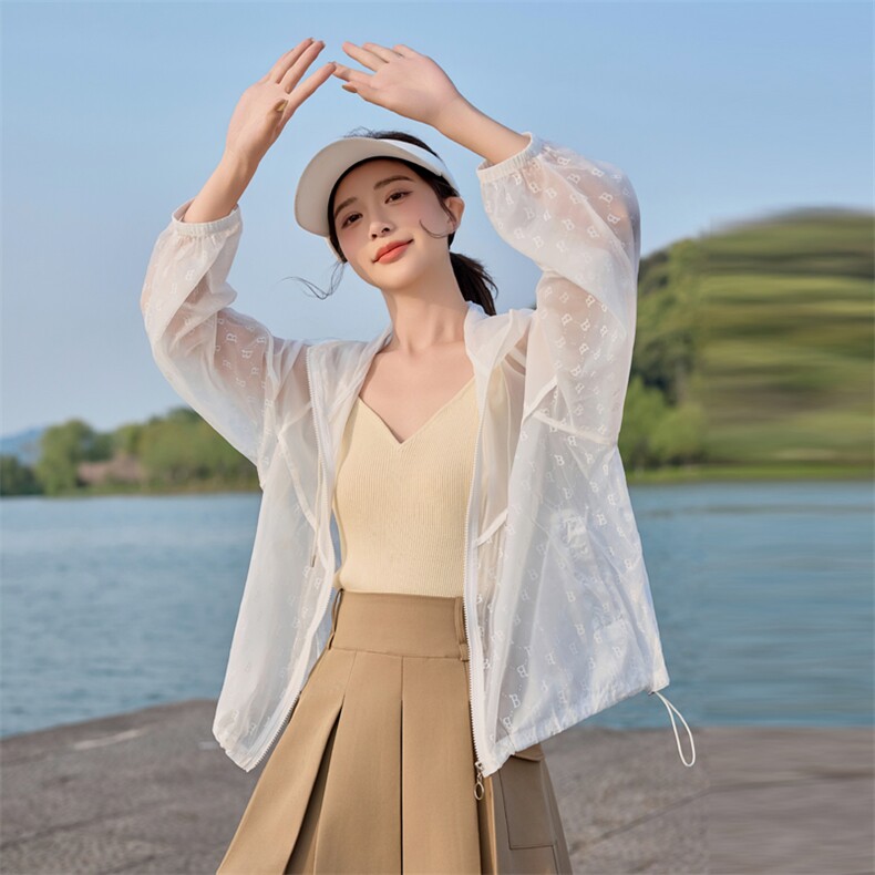 浅卡其色轻薄防晒衣女短款2025夏季新款连帽宽松户外透气长袖外套,女装防晒衣,悦祺