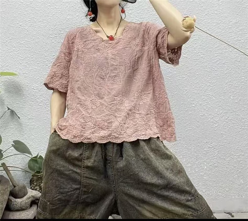 2025简约圆领刺绣棉纱衫,女装T恤,湘姗
