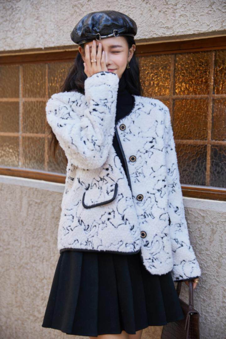 刺绣印花毛皮一体m?l，其它，咔柠