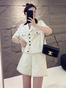 弹力牛仔套装图片