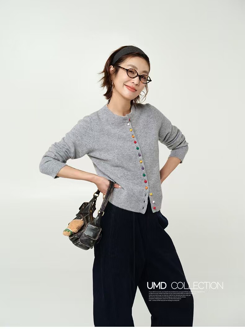 法式彩扣针织开衫女2025新款精纺毛长袖打底外搭毛衣内搭毛衣小衫,针织衫/毛衣,初婷羊绒