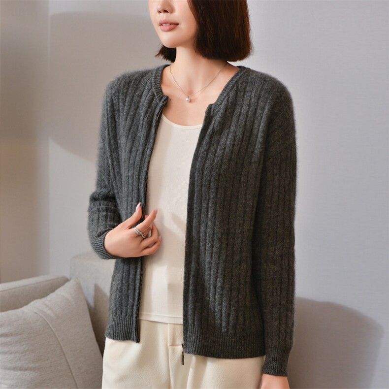 秋冬新款羊毛圆领加厚坑条开衫时尚百搭显瘦保暖外套，女装羊毛衫，忠诺羊绒