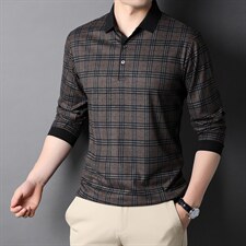 墨绿色