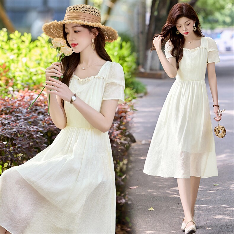 法式小香风气质方领连衣裙女2025夏新款收腰显瘦洋气减龄漂亮裙子，女装连衣裙，伊航服饰