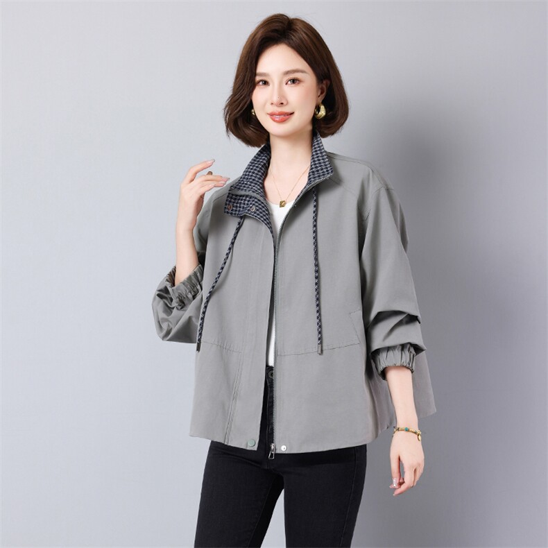 2026春新款风衣外套休闲宽松大码女装短款外套拉链款，女装风衣，秋牧寒烟