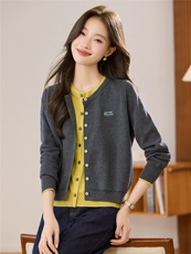 假两件针织开衫外套女秋2025新款上衣高级感刺绣宽松毛衣外搭潮，女装羊毛衫，艾米