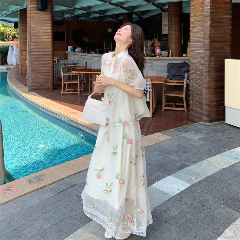 薄纱刺绣蝴蝶结上衣小吊带半身裙套装女2025夏新款绝美气质三件套，女装套装/套裙，含赞