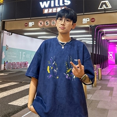 藏青色