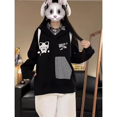 黑色