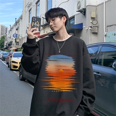 黑色