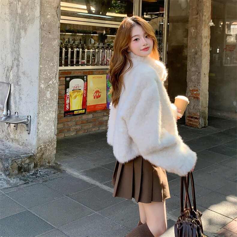 纯白色秋冬皮毛一体外套女仿水貂绒休闲上衣2C353--711#P180K268,女装短外套,2C353