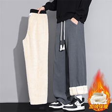 灰色