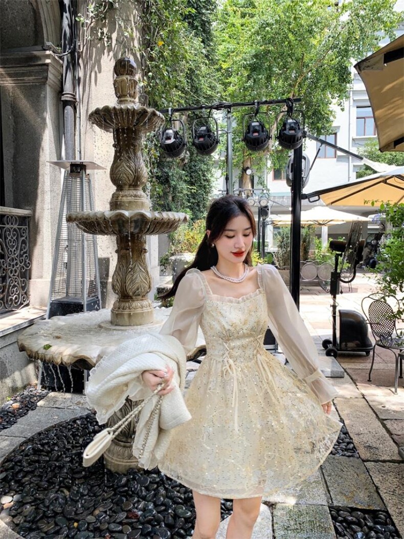 秋季新款亮片重工收腰连衣裙，女装连衣裙，M.W 嫚维