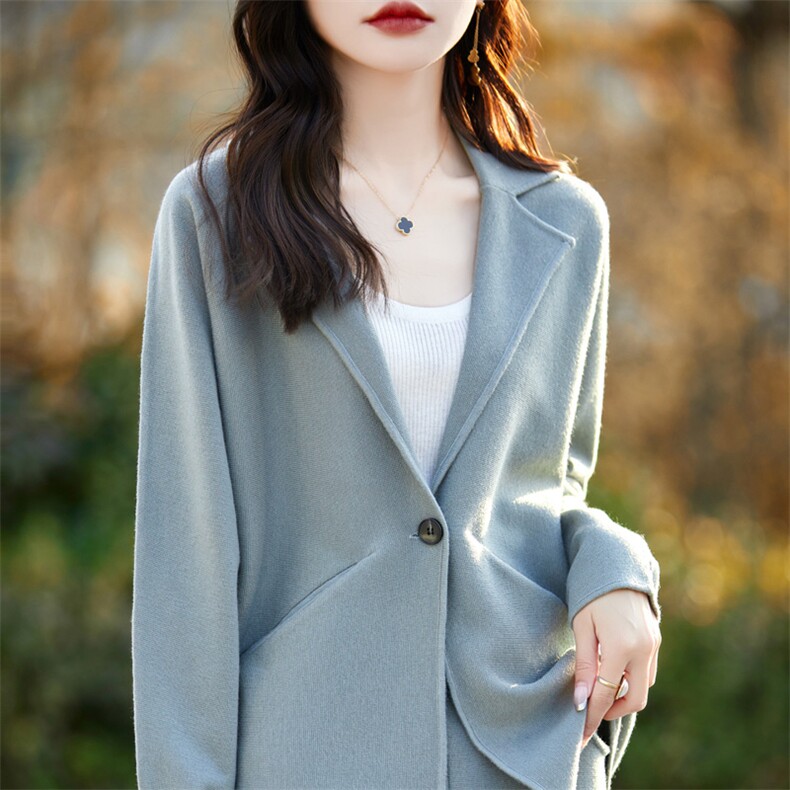 西装领精纺羊毛开衫女一粒扣长袖外套毛衣宽松翻领外衫搭针织上衣，女装羊毛衫，总能电商供货