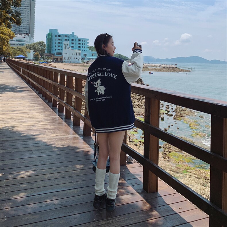 BXF182-8509-P190K268黑色拼接插肩袖复古棒球服外套,女装短外套,帛香坊