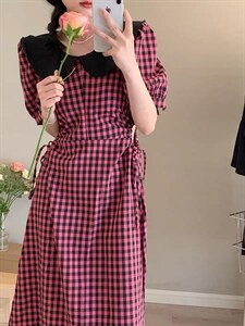 腰部小设计格子连衣裙图片