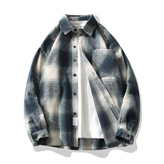浅绿色