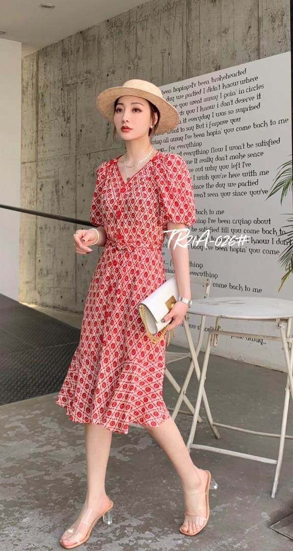 夏季新款碎花连衣裙，女装连衣裙，斯瑞威