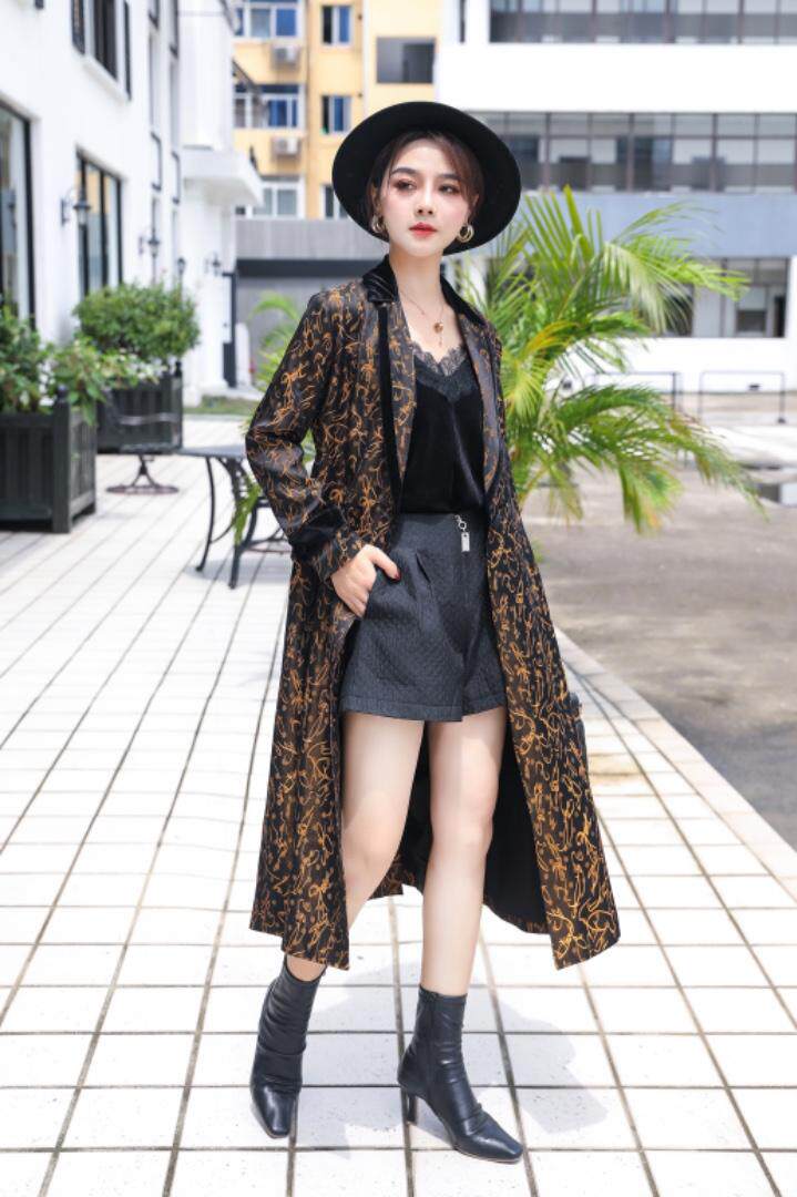 秋季打牌风衣外套，女装风衣，兰蔻儿