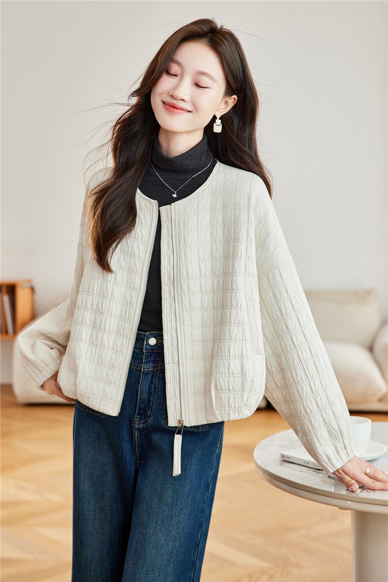 2026年春季宽松圆领方格夹棉短外套上衣,女装棉衣/棉服,简韵佳