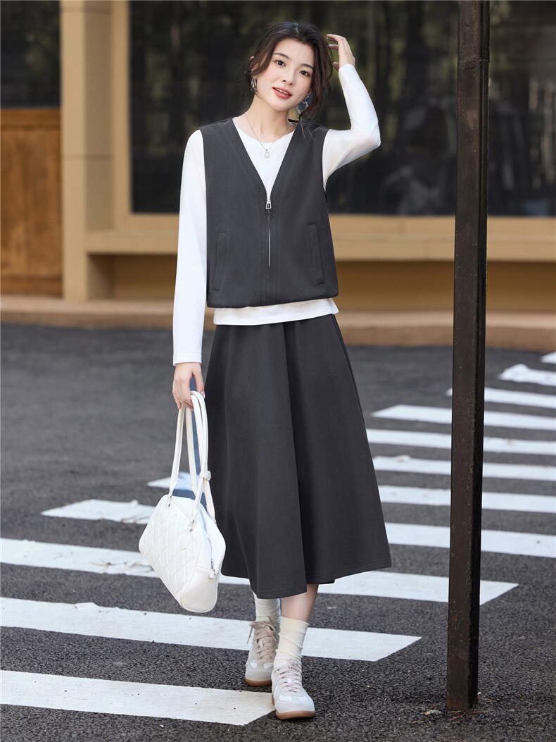 松弛感休闲套装裙女2025秋季新款假两件拼接长袖上衣半身裙两件套,女装套装/套裙,简韵佳