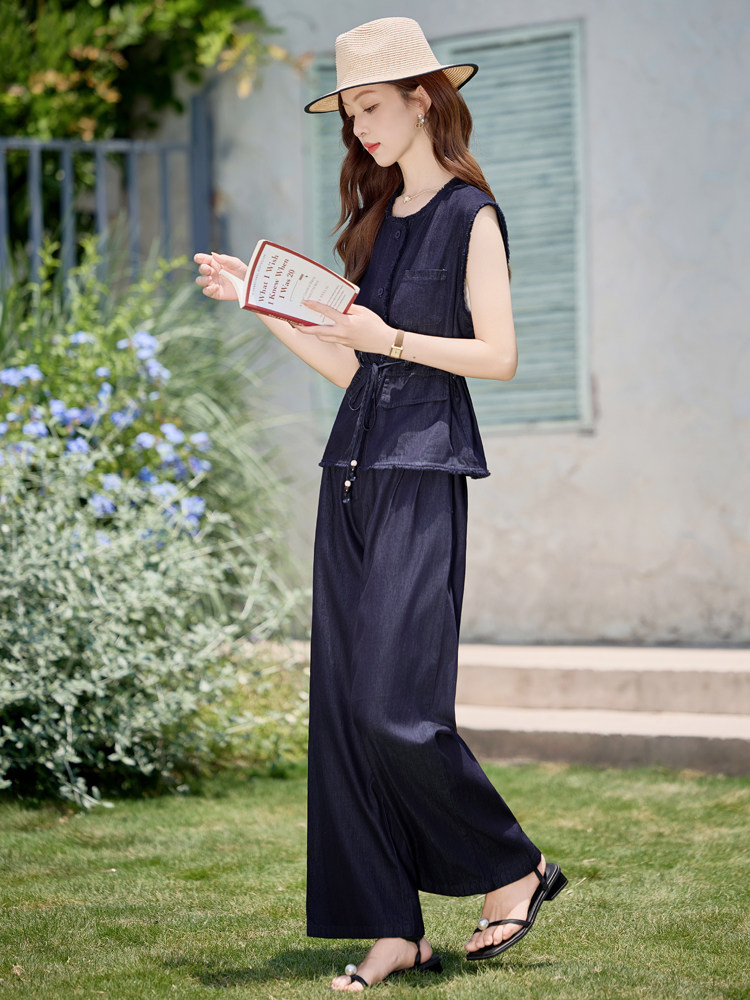 夏季薄款天丝牛仔套装女2025新款时尚巨好看无袖上衣阔腿裤两件套,女装套装/套裙,E百度