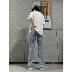 蓝色