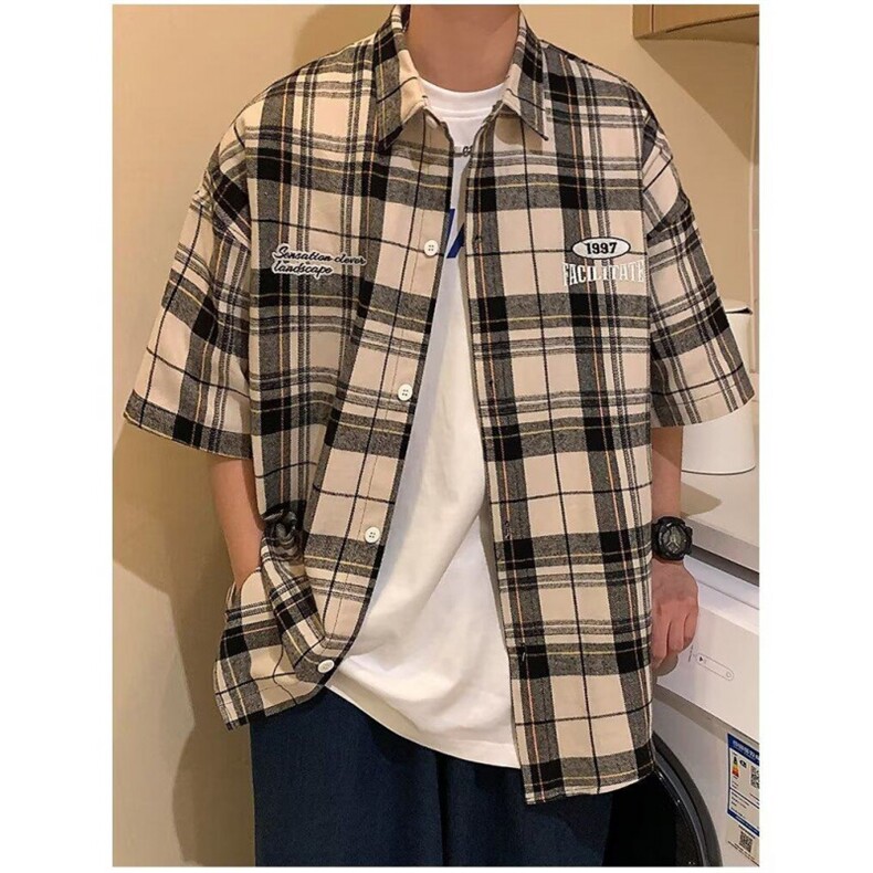 新款气质五分袖标准时尚夏季原宿慵懒衬衫潮青春流行男格子潮流图片