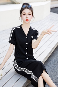 网红爆款半身裙短袖女夏季新款2025小个子时尚洋气减龄图片