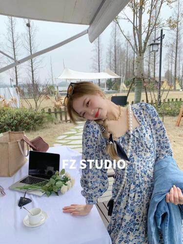 【春季新款】自制蓝色短款碎花裙，女装，F/TU