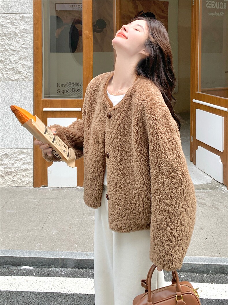 现货主推2025冬季新款宽松显瘦皮毛一体毛毛外套女1509-P175K268,女装皮草,欣美人