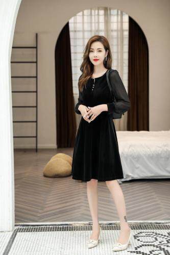 赫本风气质收腰串珠金丝绒连衣裙，女装连衣裙，茗格拉