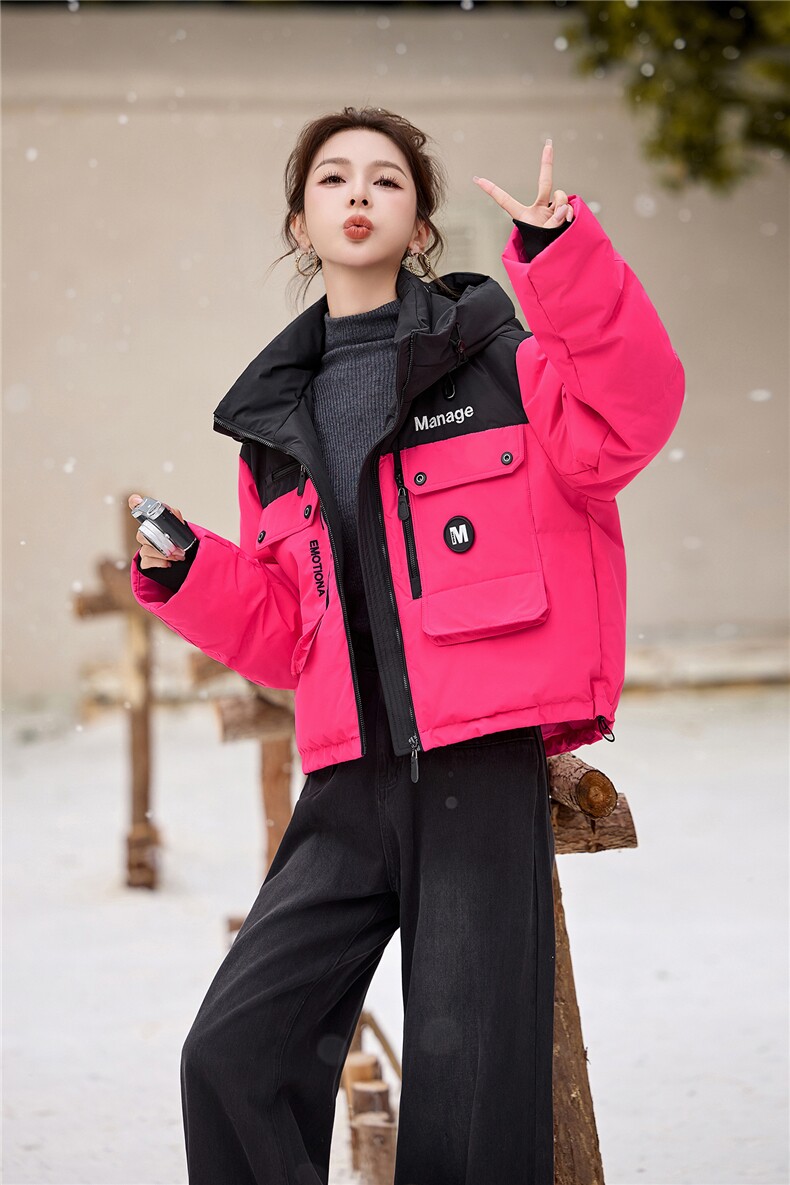 时尚靓丽屋外白鸭绒羽绒服,女装羽绒服,衣佳和