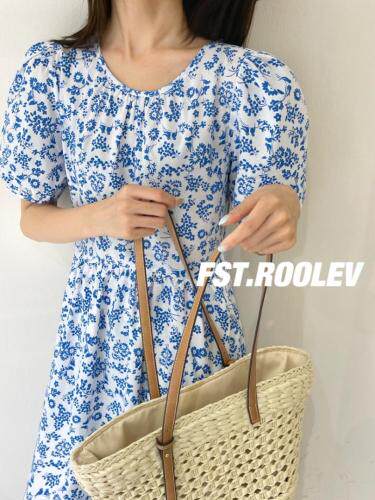 新款碎花连衣裙，女装连衣裙，FST