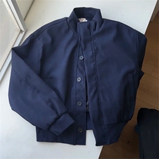 藏青色