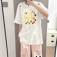 白色
