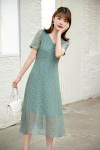 现货供应：雪纺真丝连衣裙M一XXL，女装连衣裙，拉思维加丝