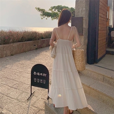 波西米亚度假风钩花镂空v领针织衫短袖女夏吊带裙设计感两件套裙，女装套装/套裙，2C166