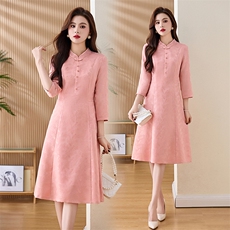 立领显瘦粉色连衣裙2025女新款春季新中式减龄穿搭淑女范过膝裙子，女装连衣裙，罗得堡