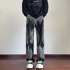 黑色