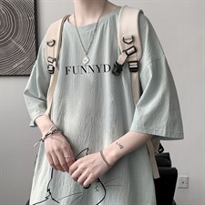 灰绿色