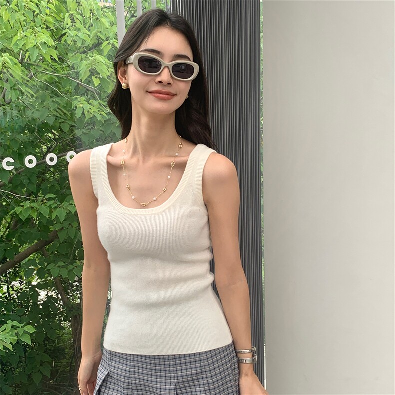 2025舒适百搭简约宽吊带背心舒适保暖内搭,女装羊绒衫,玛卡隆羊绒