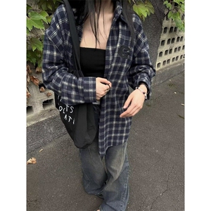 美式复古格子衬衫男女情侣春秋季新款宽松长袖衬衣情侣格纹外套,白色加黑色卫衣搭配什么图片