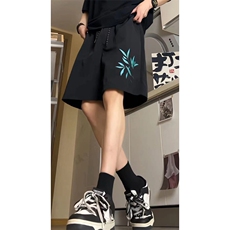 黑色