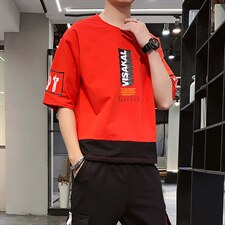 红色