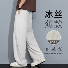 卡其色