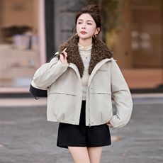 2025年时尚流行简约保暖派克服f带毛领冬季上市，女装棉衣/棉服，涵亦佰惠