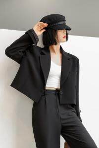 秋季新款设计款西装外套，女装西装，储辰