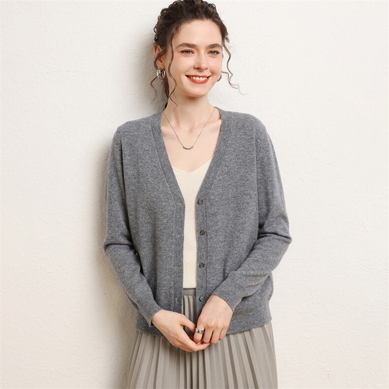 2025年秋季长袖长袖单件通勤V领时尚百搭通勤简约开衫，女装羊绒衫，三莲羊绒