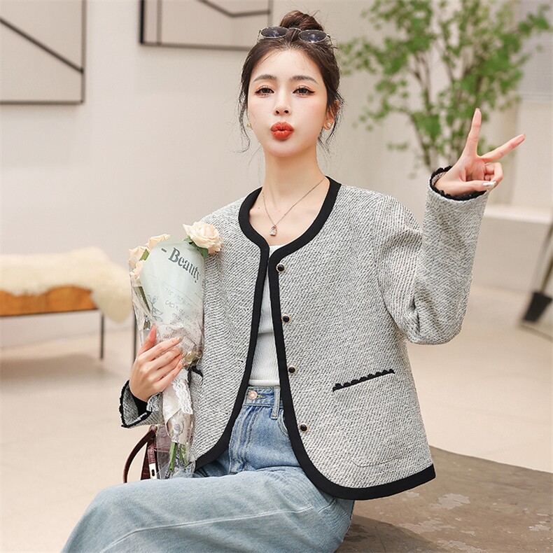 现货-2023年秋季新款法式复古气质百搭粗花百搭小香风外套女,女装短外套,霓裳依族
